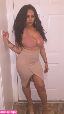 Lipstickthvg - Everyone needs a clean Q