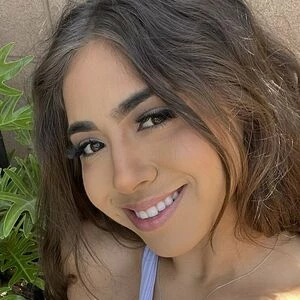 isabella-barreto