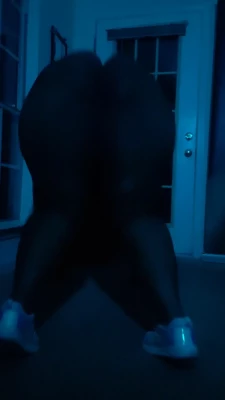 Chrisycurves - Come eat my cheeks