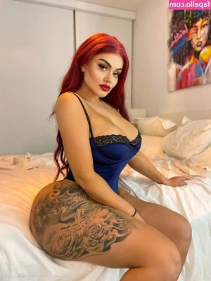 Reginaluvxxx - In ya face 🤗