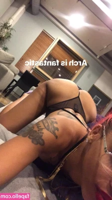Rozay Molly [ rozay-molly ] - Nylons, satin and big boobs give me your 🍆 for dicktation