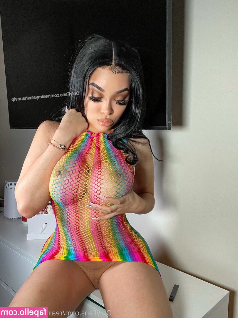 Realmyalashaunvip - Do you remember this  You can play and fuck me at the same time