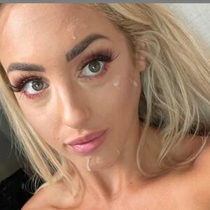 lucy-robinson