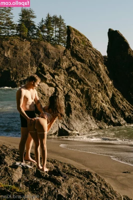 hayley.and.kian [ hayley-and-kian ] - I miss the beach too  Don t mind me I m cleaning out my phone so y