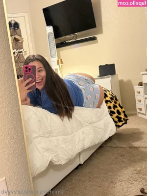 curvvyyb - video and nudes in your inbox