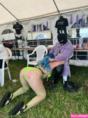 thekinkywitch93 - cuddle with me