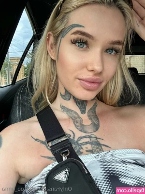 tattoo_anna [ tattoo-anna ] - Sir told me not to cum before he got home  but I just couldn t help