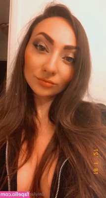 bi_anna [ bi-anna ] - I dislike clothes
