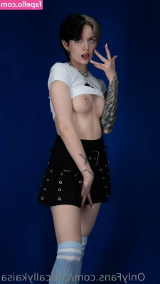 criticallykaisa [ criticallykaisa-1 ] - Here s a little tease    I also won the ecchi cosplay contest by