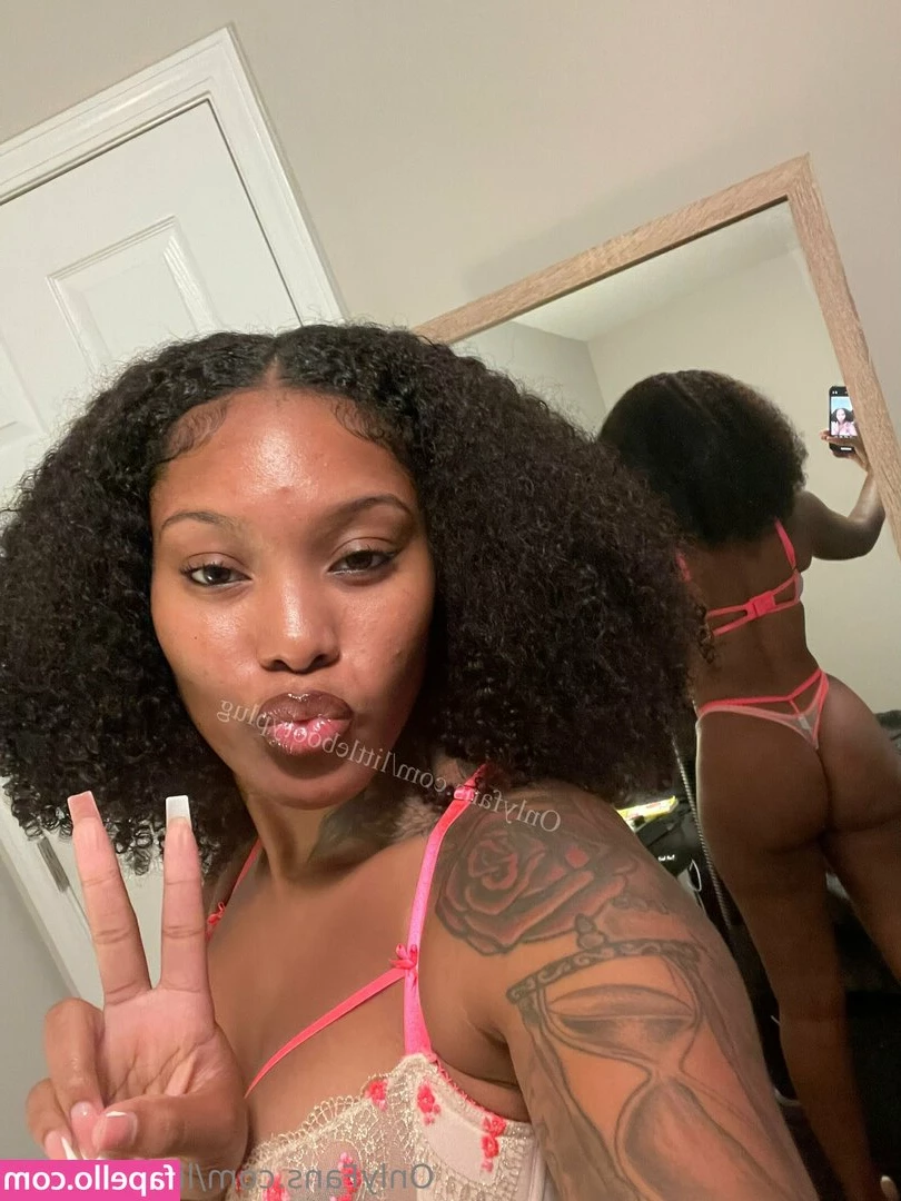 lilbootyplug - I got way too caught up in this sex store shittttt    spent a lottttt