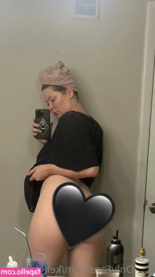 kellylilred - mask bubble fuck