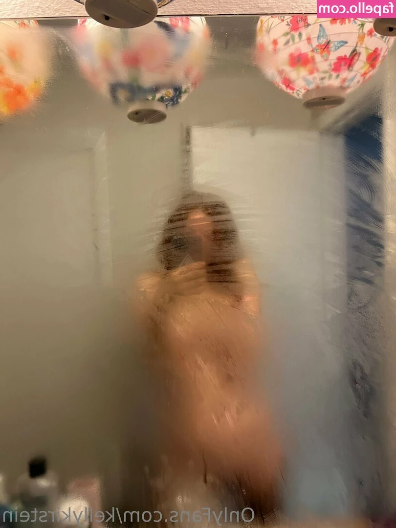 kellylilred - How you like me now ?!?! Gawdddddd I love playing with my fucking
