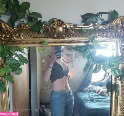 odfelvault - Hi babes ❤️😋