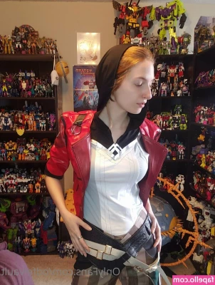 odfelvault - Cum to one of my videos today?! 🥰