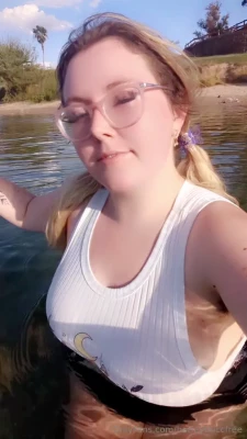 harleythiccfree - Get down on your knees and tell me you love me