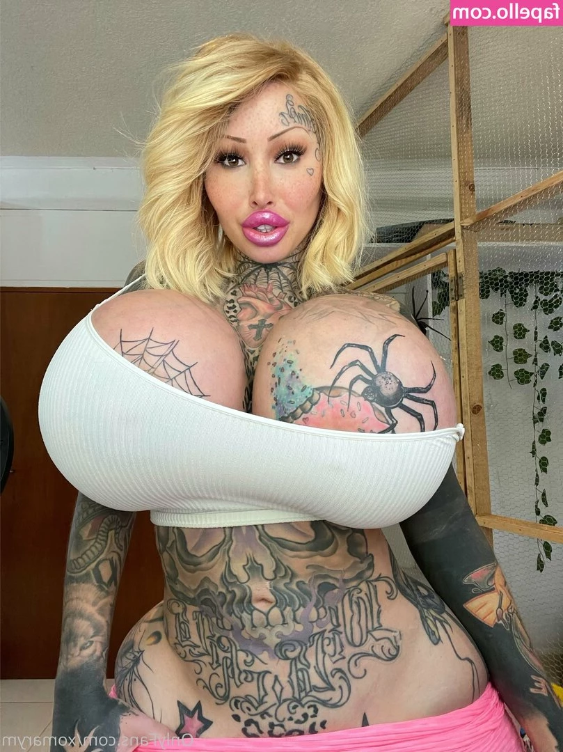 Xomarym - I miss sucking dick  guess my chubby 7  dildo will have to do for now