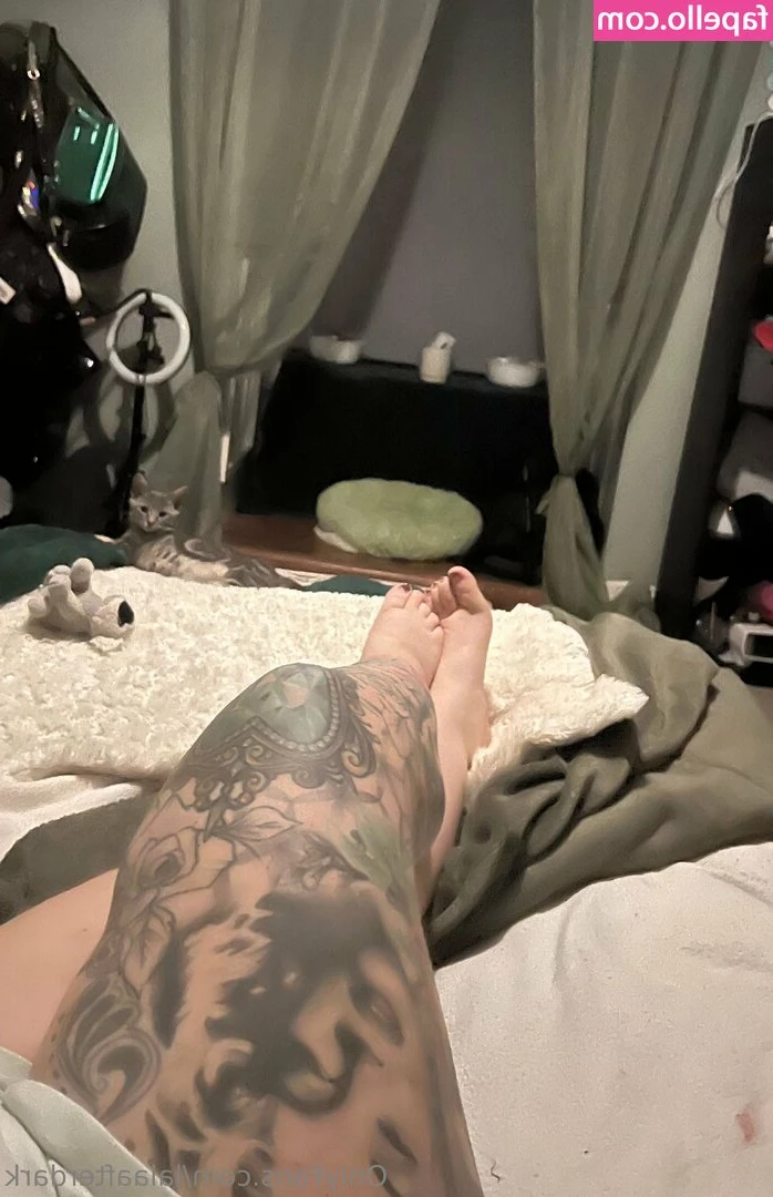 lalaafterdark - Worship us with your wallet 💸