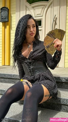 ilonamagic - Flirty Friday  Who wants to see more