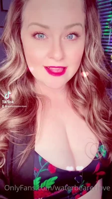 waterbearerlove - Slide for another pic 🐰😙