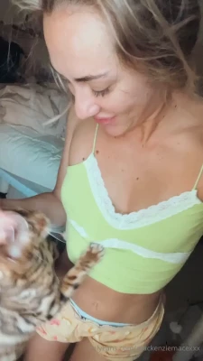 mackenziemacexxx - GOOD MORNINGGG   how are my gorgeous kings   just thought i d do a