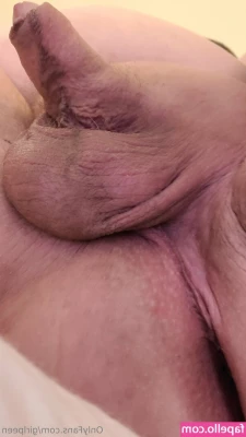 girlpeen - Nipple play plz