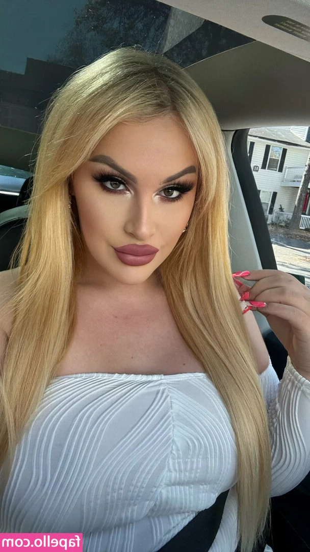 lexibunni - Snapshots of a hot time we had last night  cant wait for La to come
