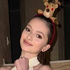 rachel_mour
