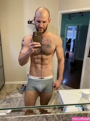 xbrianomallyx - Your big titty slut wants to get fucked I am teasing you with my