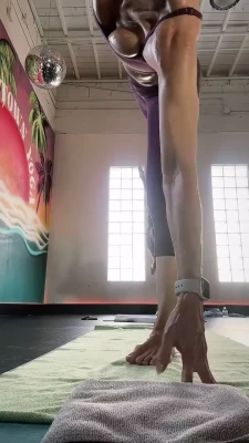  [ valerie-stup ] - More of the color changing pedicure transformation