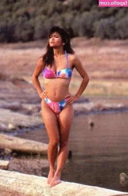 Nia Peeples [ nia-peeples ] - Check your DMS for some boobies