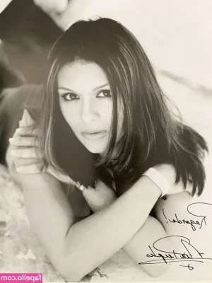Nia Peeples [ nia-peeples ] - Wanna give a little update: I am in the process of moving out of this
