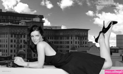 Michelle Ryan [ michelle-ryan ] - I see red red