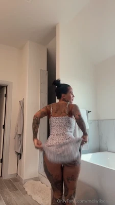Melanie Wilson [ melanie-wilson ] - Mira mi sesión completa aquí