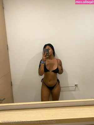 valentinaggomez - Diferente pero genial