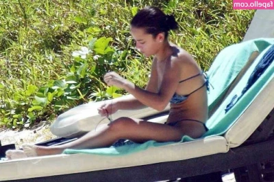 Alizee - What are u doing today