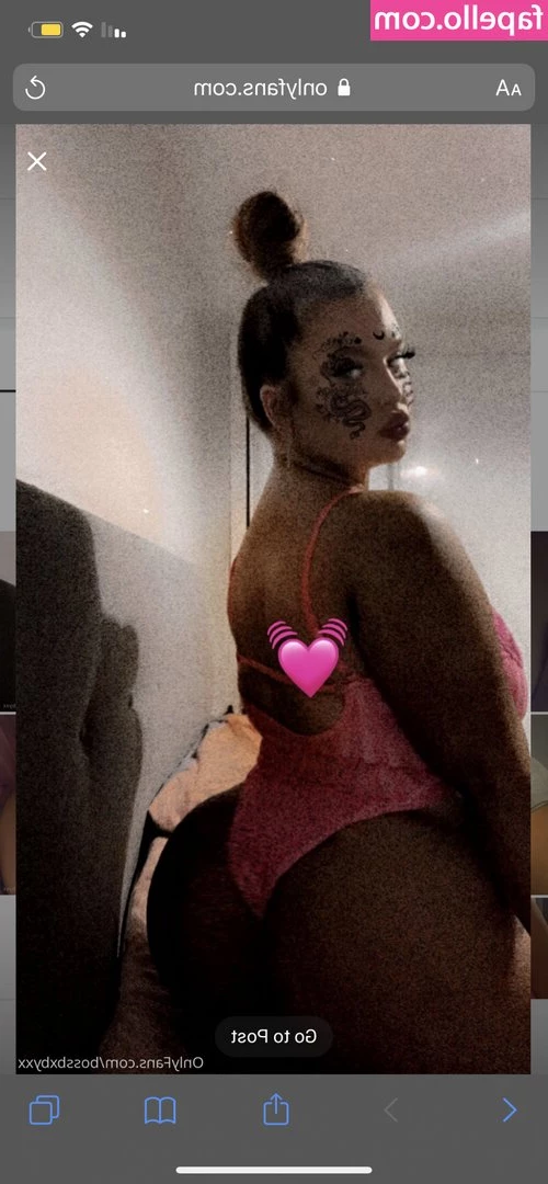 Miss_alexaxxx [ miss-alexaxxx ] - My boobs just bust out of all the clothes I own. I guess that’s why