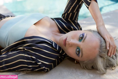 Pom Klementieff [ pom-klementieff ] - Cojeme duro bebe    Revientame las nalgas