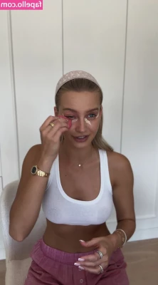 Karolina Pisarek [ karolina-pisarek ] - Sorry Guys  Correction keeps kicking me off I ll try again tomorrow