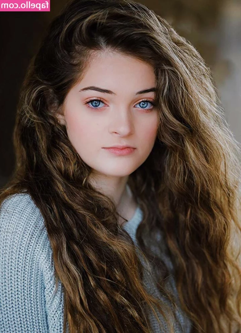 Erika Bierman [ erika-bierman ] - Vote for what turns you on most