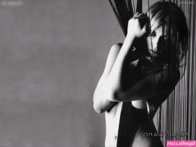 Abbey Clancy [ abbey-clancy ] - Well I am trying to get some work done  All tips will help  I am