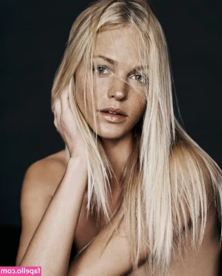 Erin Heatherton [ erin-heatherton ] - STRIPPER MEGAN IS BACK 🤭💦