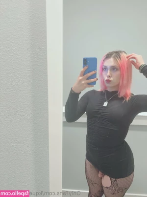 kqueenofhearts - Join me in my bubble bath, please!