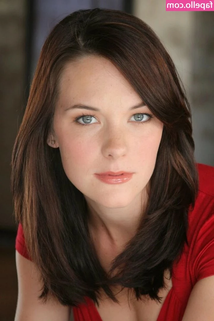 Courtnee Draper [ courtnee-draper ] - I love finding a hidden office to play with myself for a little bit  