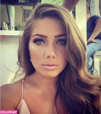 Nikki Sanderson [ nikki-sanderson ] - 7 nudes for $7?! You can't pass THIS up! 🙈