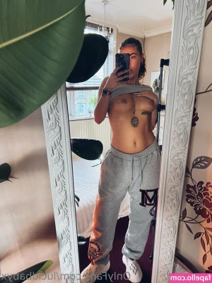 lucidbabyx - No thong this week  but titties are always nice