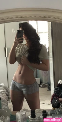 Diana Lapo [ diana-lapo ] - send u vids at work like