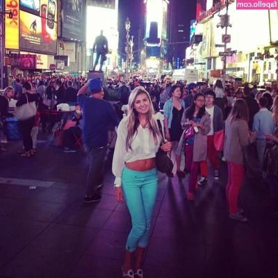 Krystal Gable [ krystal-gable ] - Do you have any fantasy you want me to come true for you  Dm with the