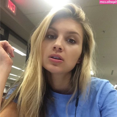 Krystal Gable [ krystal-gable ] - Feet after a pedicure