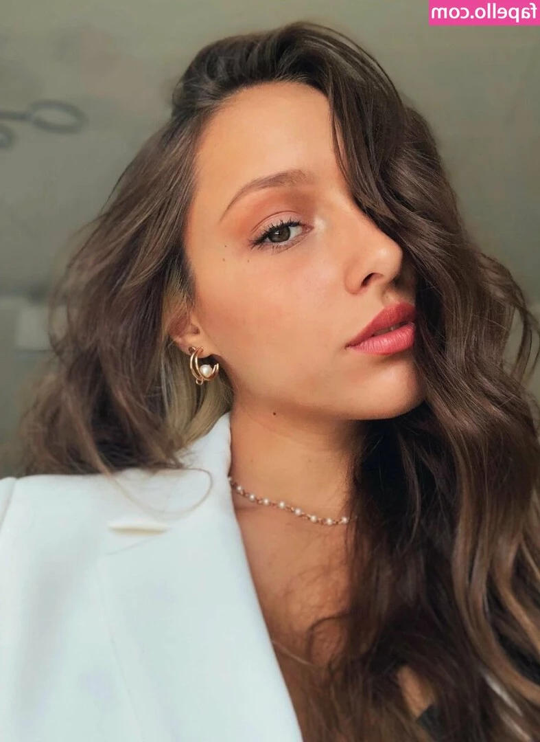 ilovemaria - i’m back 🩷🩷  so much new content for you + customs open