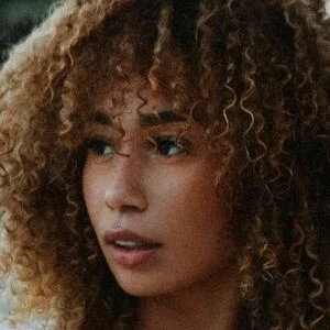 Nelly Kent